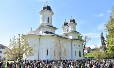 Inaltpreasfintitul Parinte Andrei vine pe 7 aprilie la Manastirea Dobric